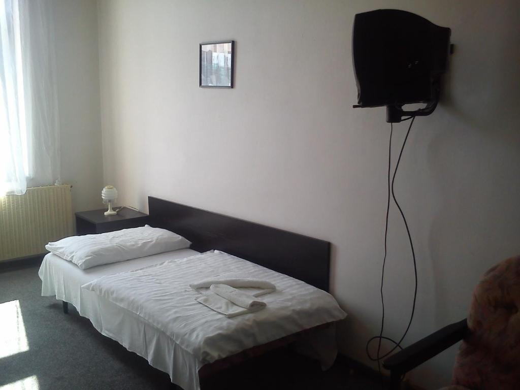 Hotel Pyramida ブルノ エクステリア 写真